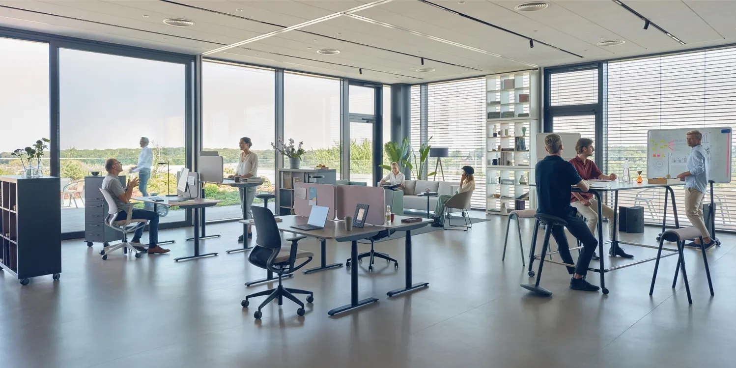 h&ouml;henverstellbarer Schreibtisch Sedus se:lab e-desk