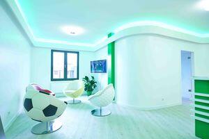 Referenzen_SportPraxis_Prof_Dr_med_K_Knobloch_SITAG_Sessel_Lillus_Sitzgruppe