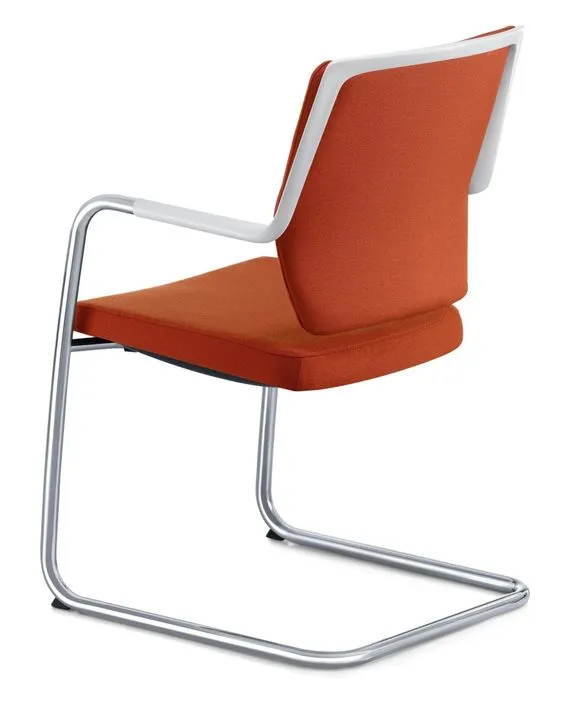 Freischwinger Sedus crossline mit stapelbarem Stahlgestell f&uuml;r bis zu f&uuml;nf St&uuml;hle