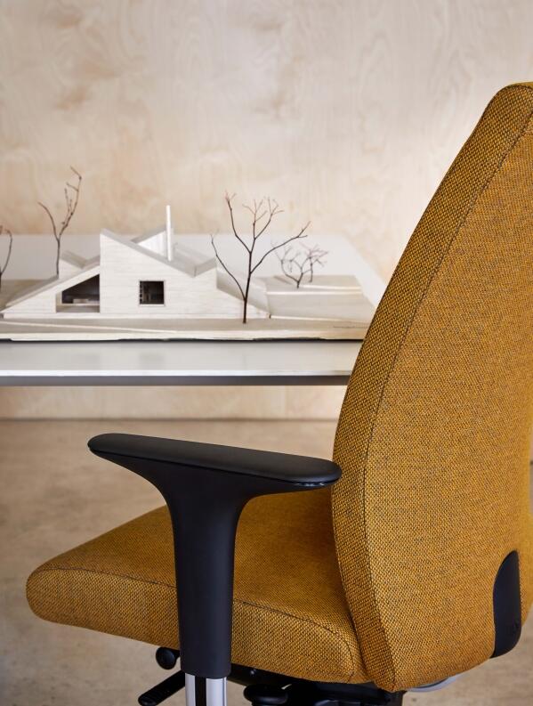 HAG Creed 6006 mit Armlehnen