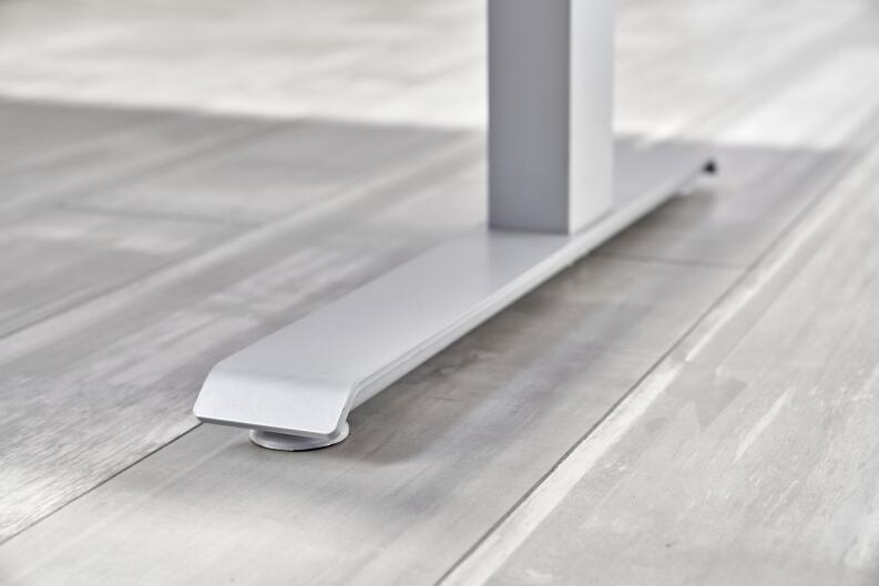 Detailansicht Fußausleger Sitz-Steh-Tisch Otti 1