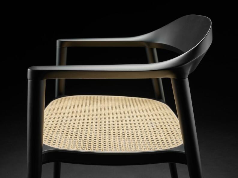 Sedus se:café Holzstuhl – ergonomisch eleganter Massivholzstuhl für stilvolle Räume