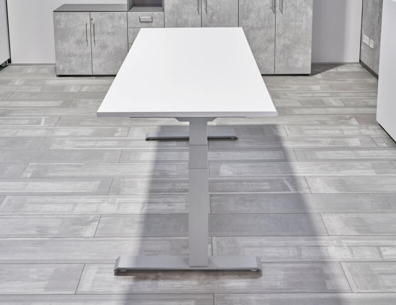 Elektrisch höhenverstellbarer Schreibtisch Otti 1